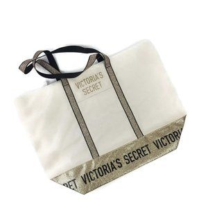 NWT V.S. Large Tote